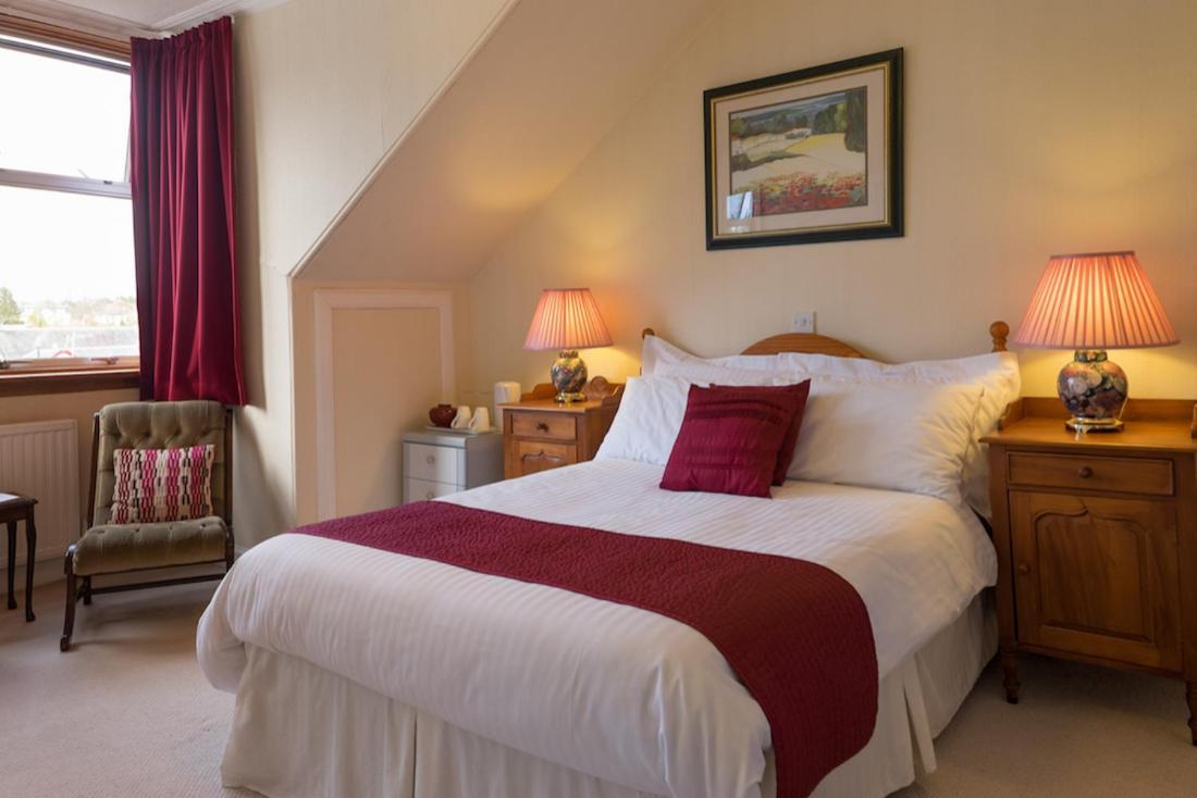 The Cedars Guest House Dunoon Exterior photo